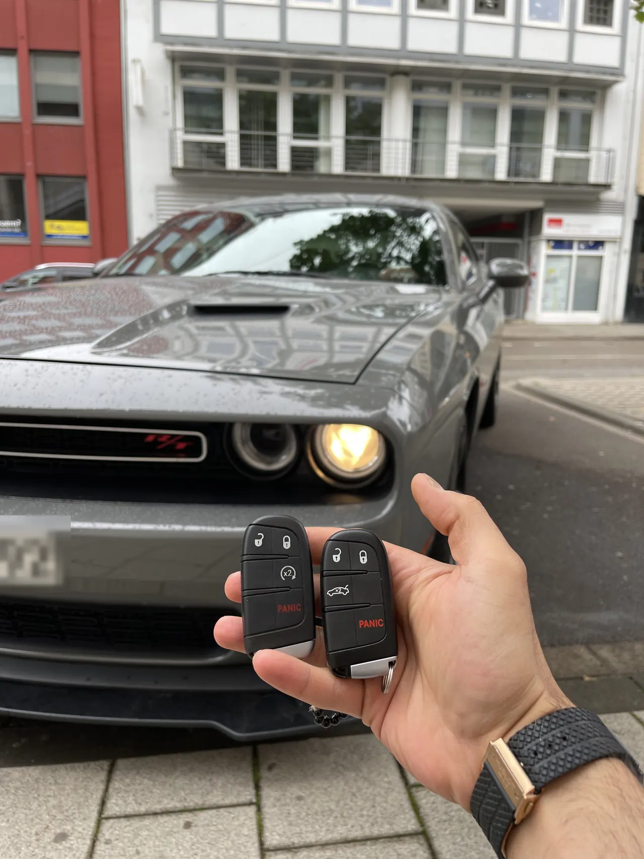 Neue Keyless-Schlüssel für einen Dodge Challenger